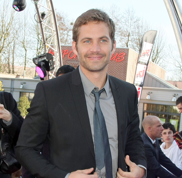 Les funérailles de Paul Walker seront intimes Hollywoodpq