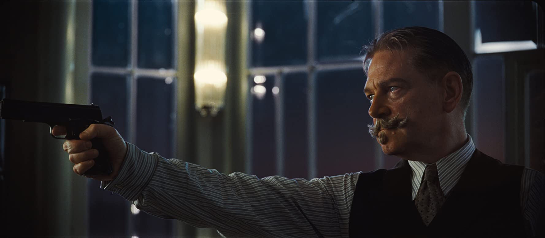 Kenneth Branagh en Hercule Poirot