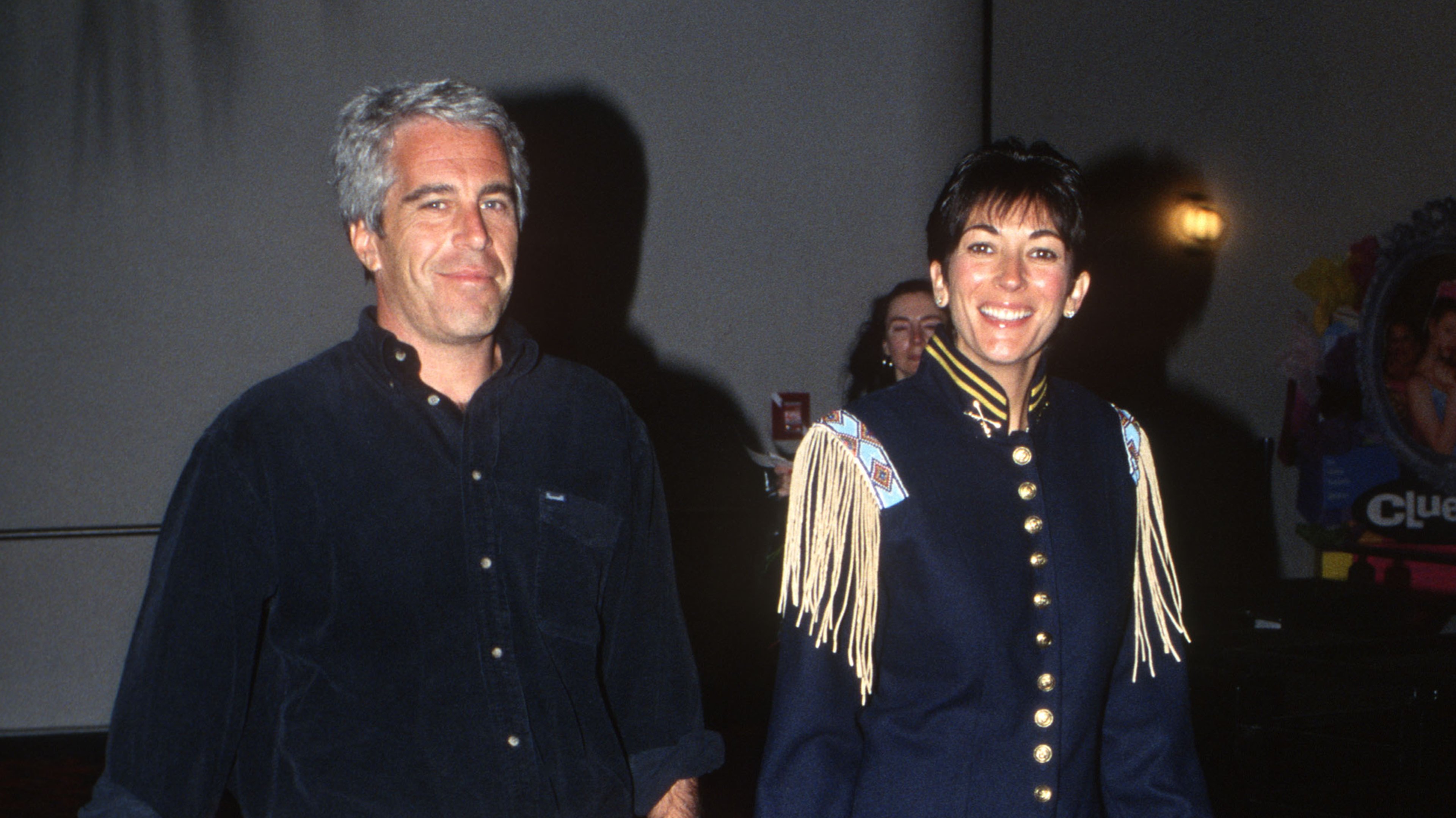 Ghislaine Maxwell : dans l'ombre d'Epstein (v.f. de Epstein's Shadow: Ghislaine Maxwell)
