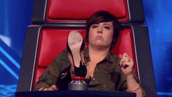 Le coup de talon d'Ariane Moffatt à La Voix &#8211; Le BUZZ