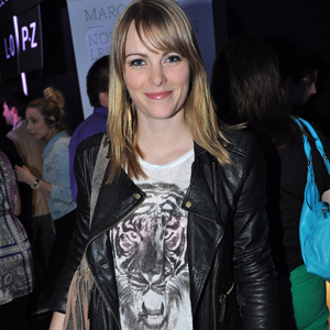 Andréanne A. Malette repousse la date de sortie de son album