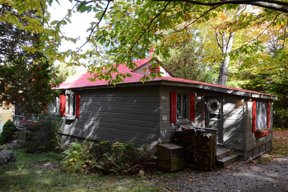 Le chalet à vendre de Jean Airoldi et Valérie Taillefer