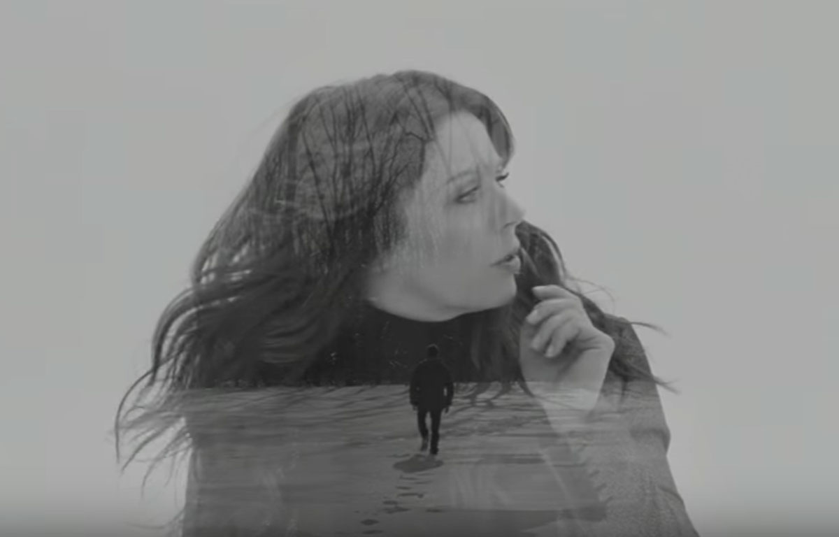 Un superbe clip en noir et blanc pour Isabelle Boulay