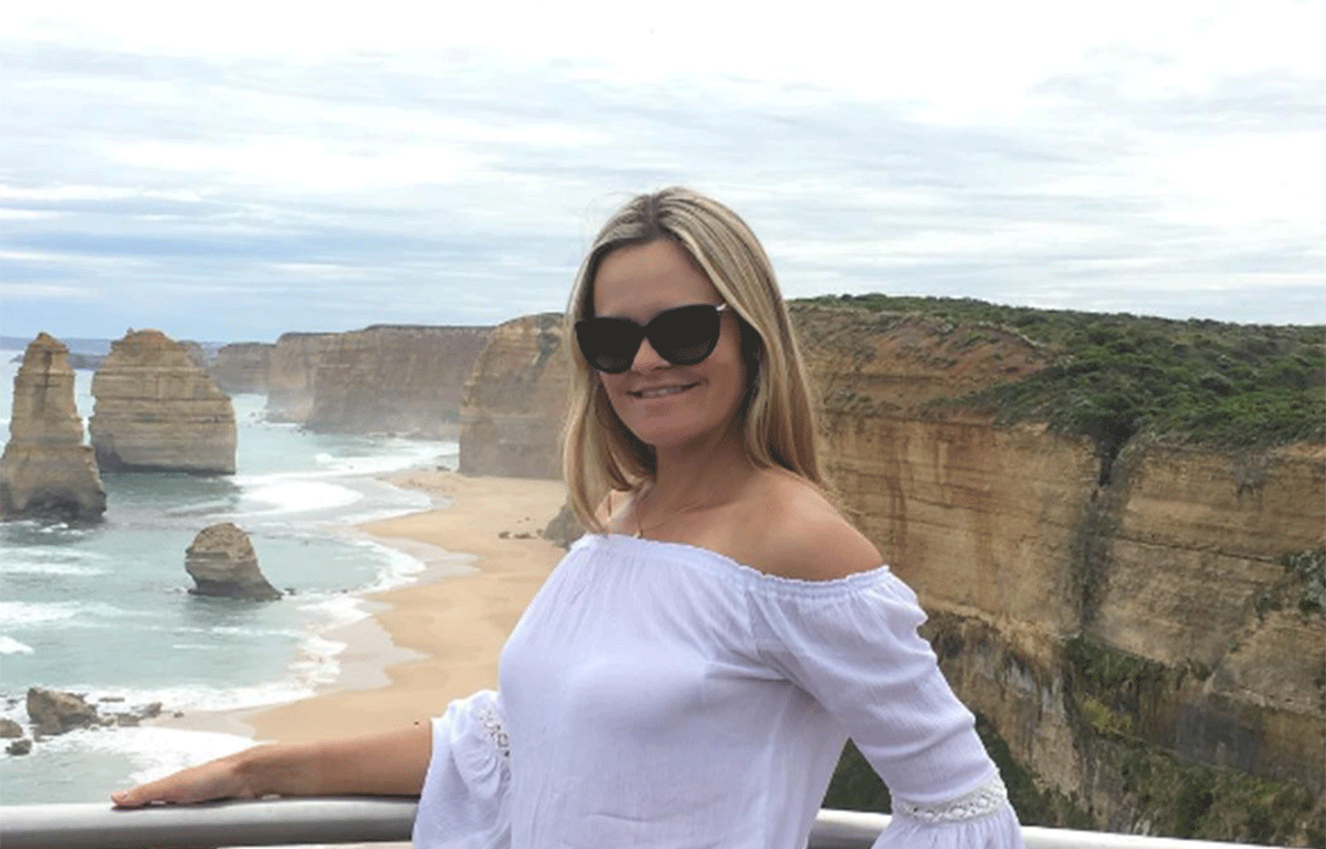 Aleksandra Wozniak est fiancée