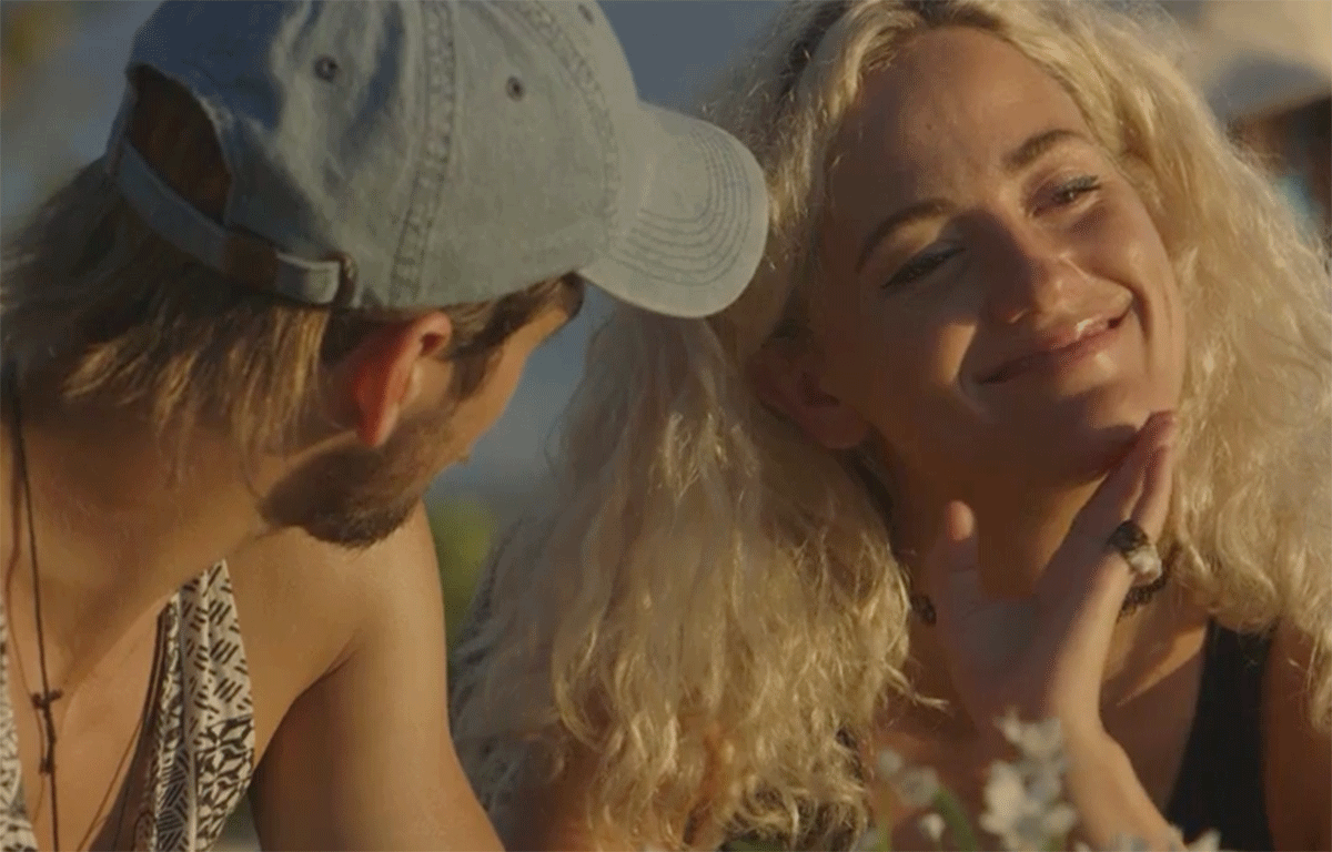 Joanie et Sansdrick complètement sous le charme