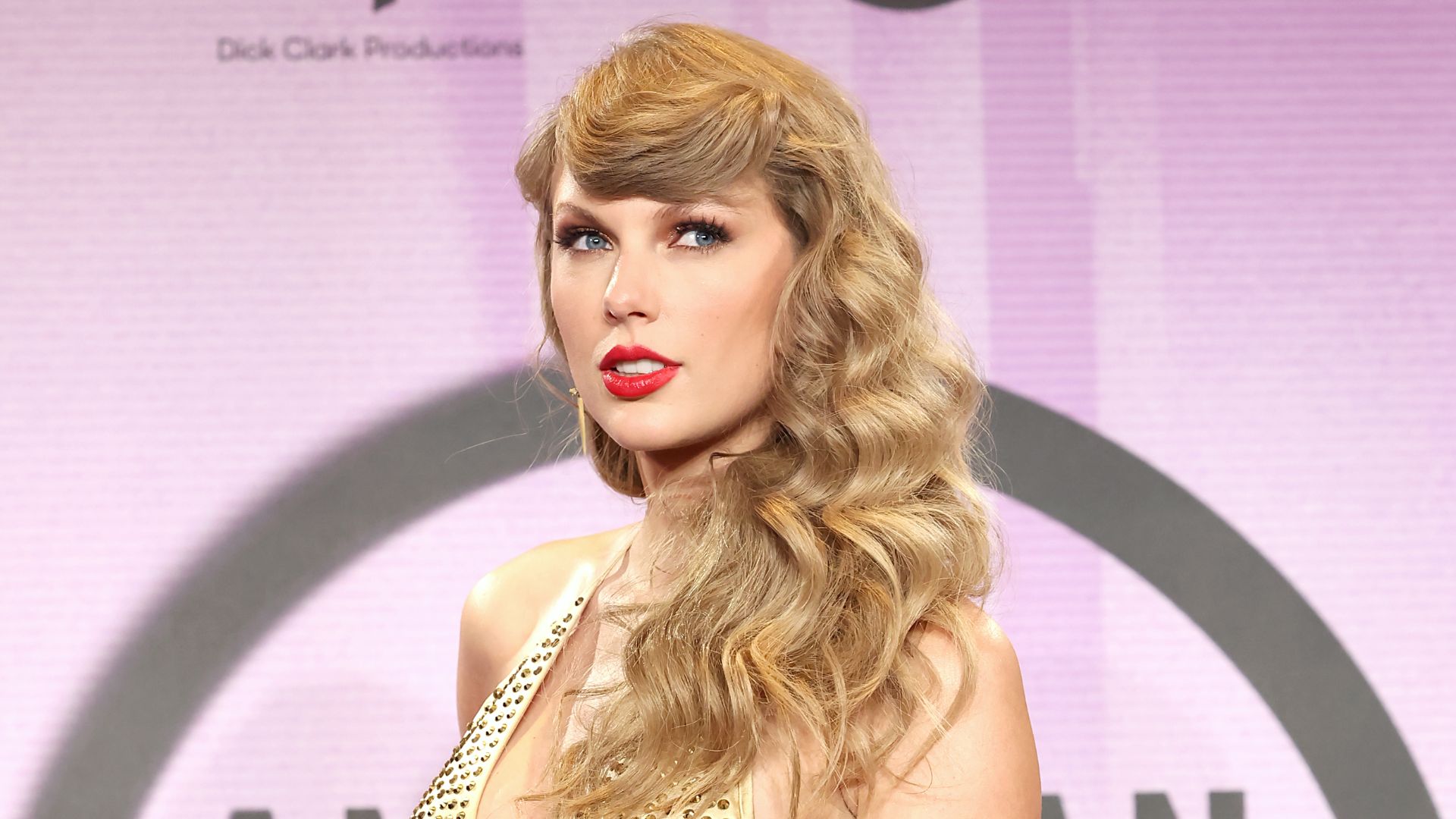 Justin Trudeau demande à Taylor Swift de cesser de snober le Canada