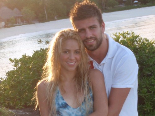 Officiel: Shakira et Gerard Piqué sont en couple