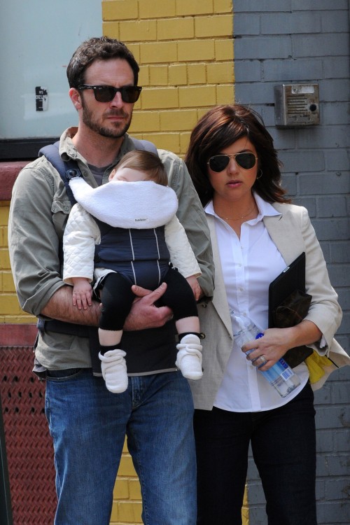 Tiffani Thiessen et sa petite famille à New York!