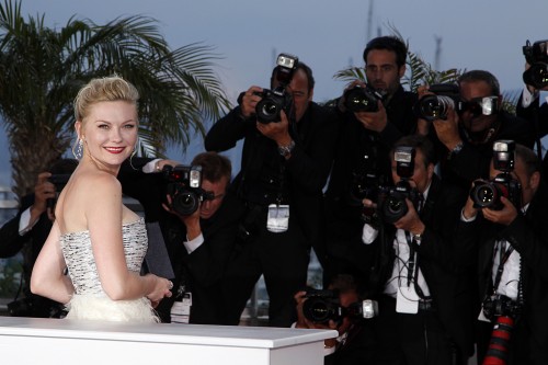 Kirsten Dunst trouve que Gerard Butler est un beau salaud!