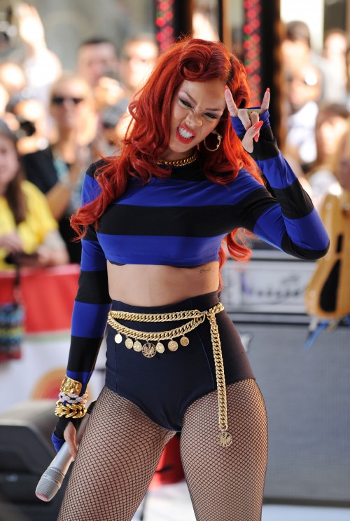 Rihanna voudrait sortir à nouveau avec Chris Brown!