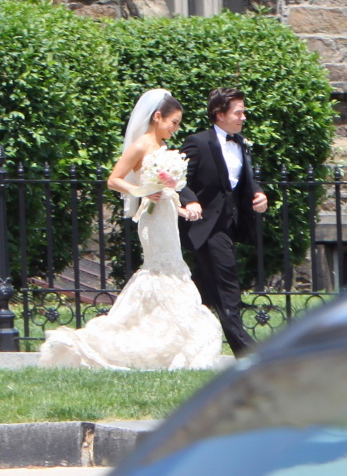 Mila Kunis s'est mariée à Mark Wahlberg!