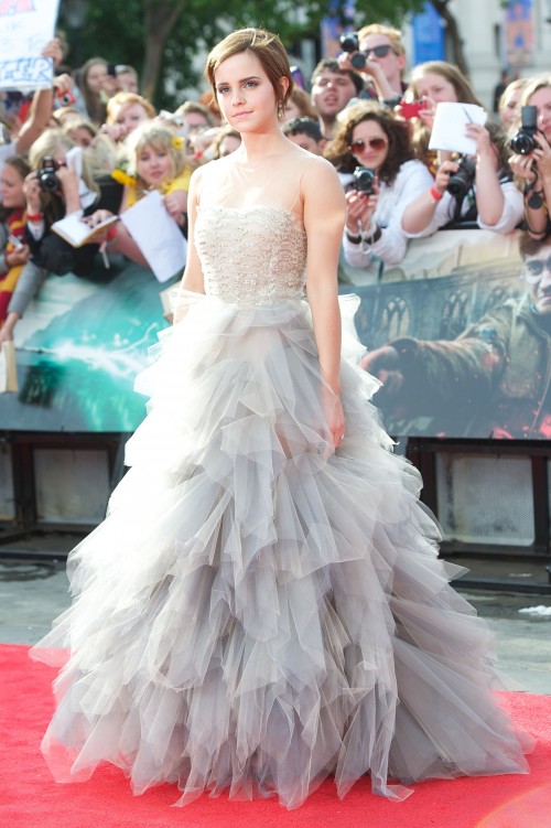 Porteriez-vous.... une robe de princesse, comme Emma Watson?