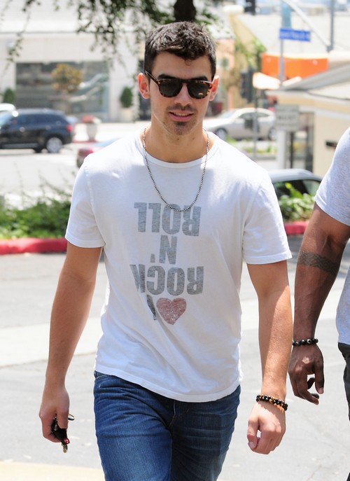 Joe Jonas