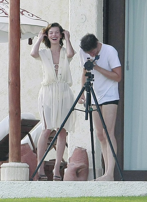 Milla Jovovich et son mari en vacances au Mexique