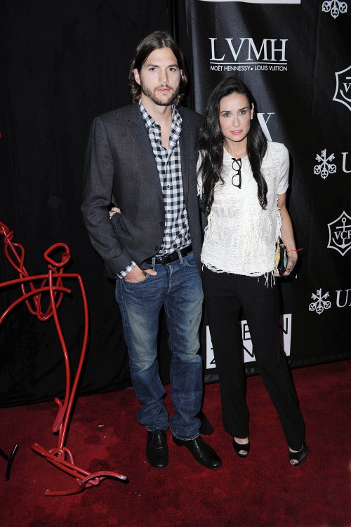 Rumeur: un divorce de 290 millions de dollars pour Ashton Kutcher et Demi Moore!