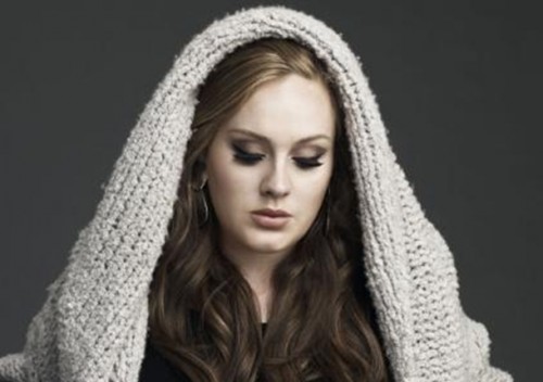 Adele n'a jamais su dire « Je t'aime » à un homme!