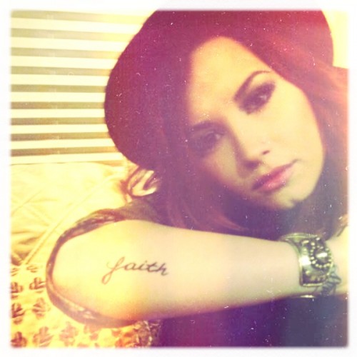Le nouveau tatouage de Demi Lovato!