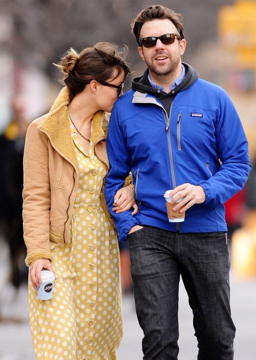 Olivia Wilde et Jason Sudeikis sont TELLEMENT en couple!