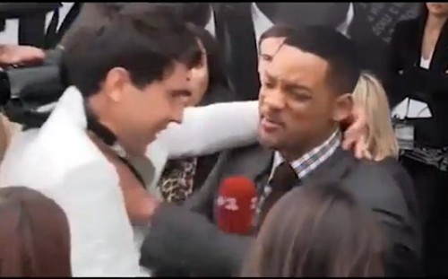 Will Smith gifle un journaliste qui tentait de l'embrasser
