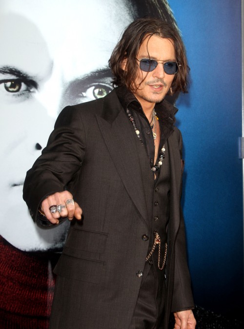 Johnny Depp à la première de Dark Shadows