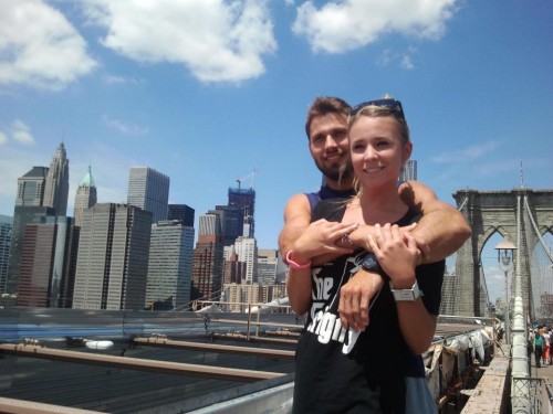 Étienne et Geneviève d'Occupation Double en voyage à New York