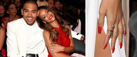 La bague de fidélité de Rihanna pour Chris Brown fait jaser