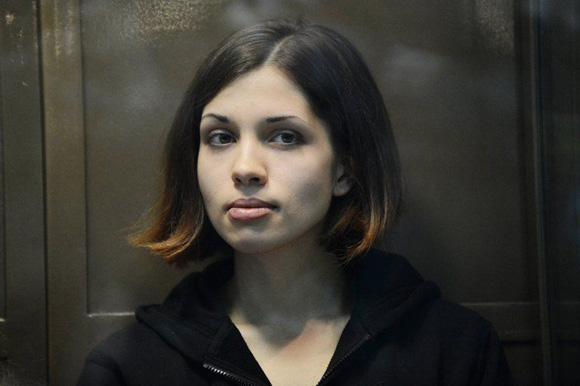 Nadejda Tolokonnikova du groupe Pussy Riot est transférée dans une prison médicalisée