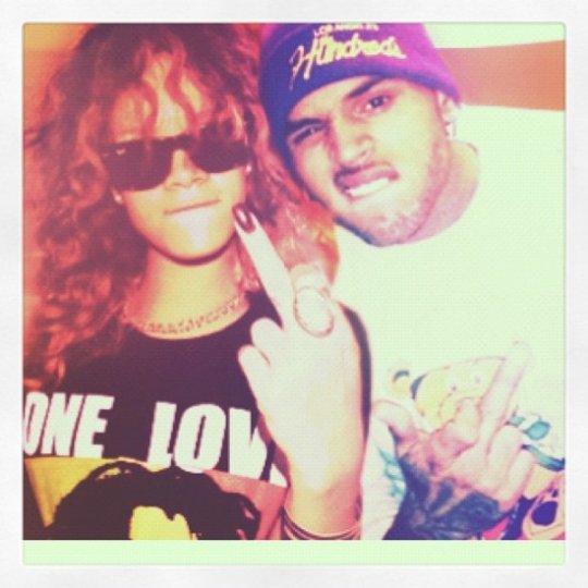 Chris Brown confirme que Rihanna participera à son prochain album X