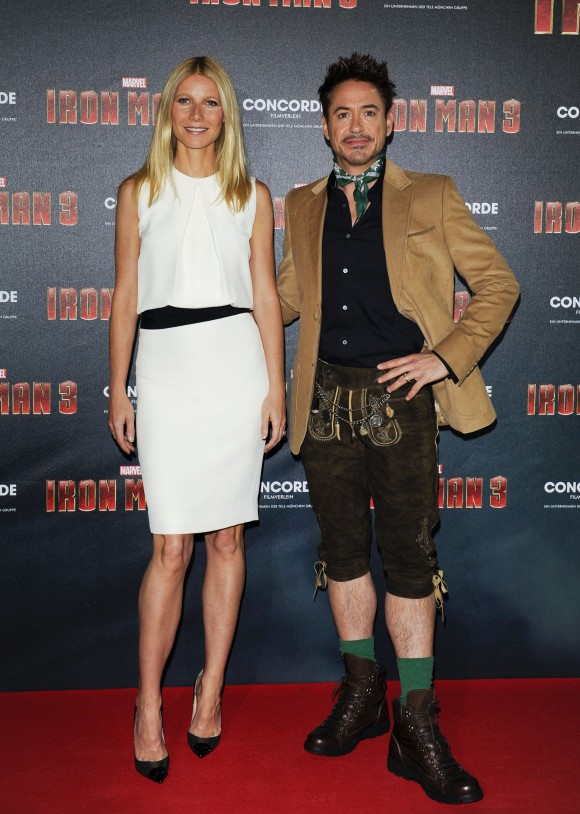 Robert Downey Jr. porte le costume traditionnel allemand pour la gpremière d'Iron Man à Munich