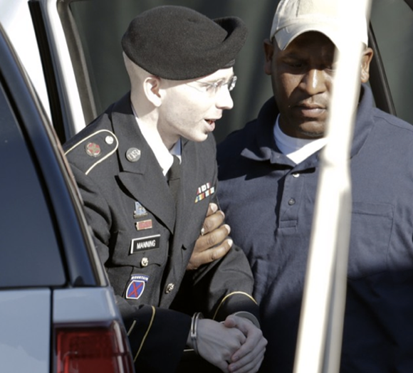 Les stars se mobilisent pour Bradley Manning