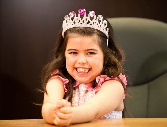 Sophia Grace présente Girls Just Gotta Have Fun - Nouveau vidéoclip 