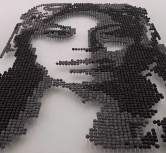 Oreo-pop-portrait-of-Beyonce9-650x599