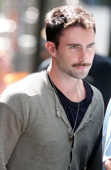 Adam+Levine+Adam+Levine+Mustache+uONuER_1shyl