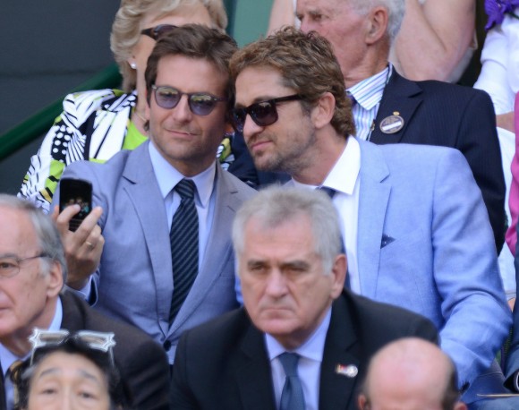 Gerard-Butler-Bradley-Cooper-took-snap-together-Wimbledon