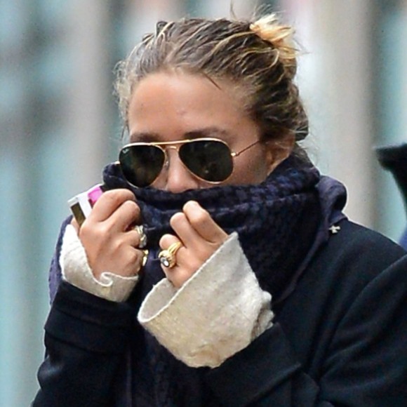 Mary-Kate-Olsen-Engagement-Ring-Pictures