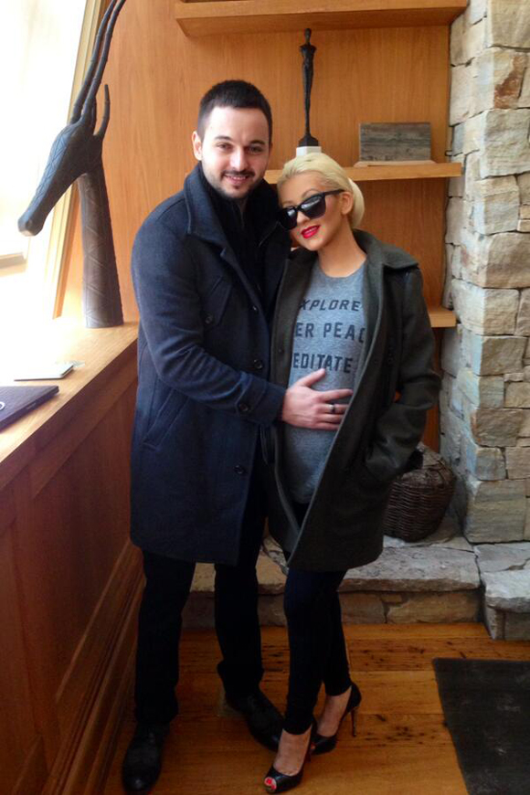 Christina Aguilera dévoile son baby bump