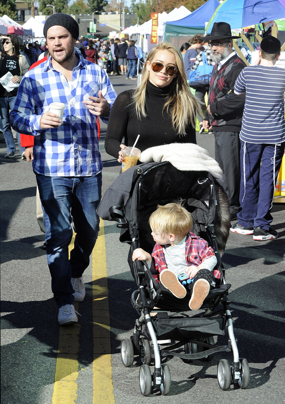 Hilary Duff et Mike Comrie ne divorcent plus et sont de retour en COUPLE