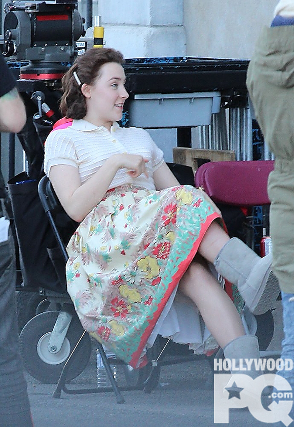 Saoirse Ronan est à Montréal pour le tournage du film Brooklyn - SPOTTED