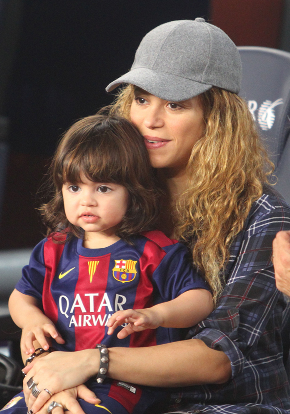 Shakira & Son Watching Gerard Pique Play Soccer