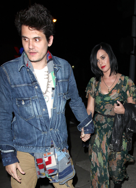 Katy Perry est à nouveau en couple avec John Mayer.