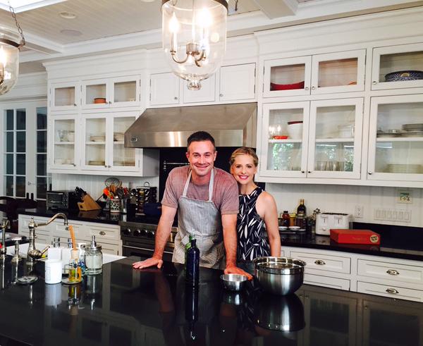 Sarah Michelle Gellar et Freddie Prinze Jr lancent un livre de cuisine