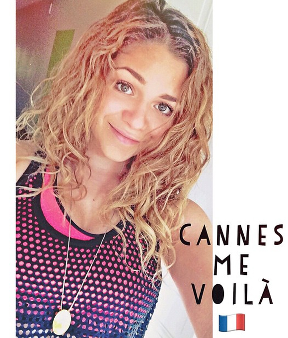 La chanteuse Carole-Anne passera tout l'été à Cannes.