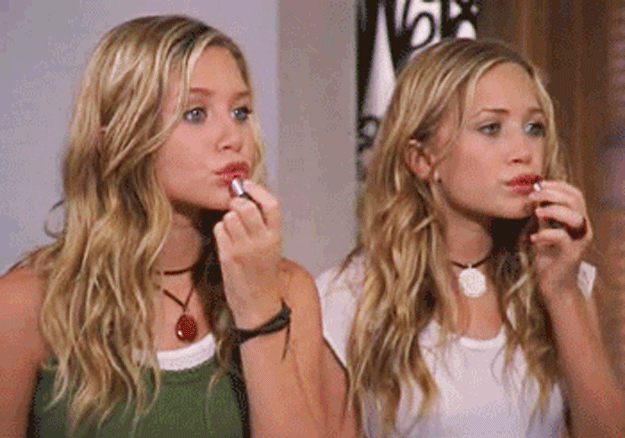 Vous pouvez maintenant avoir les mÃªmes cheveux que Mary-Kate et Ashley Olsen! | Hollywoodpq.com