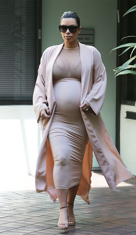 Kim Kardashian révèle la direction que prendra le nom de son bébé!