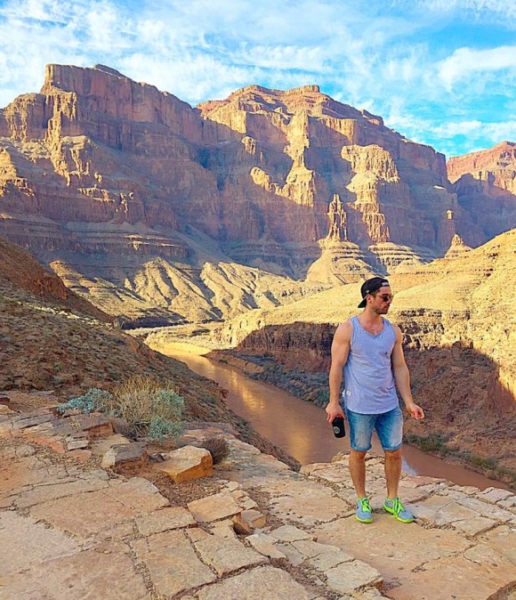 Joey Scarpellino découvre le Grand Canyon