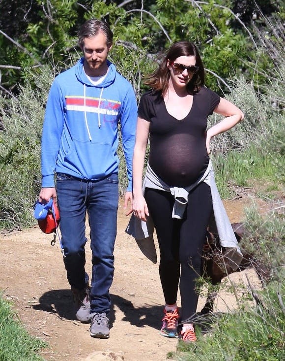 Anne Hathaway est maman