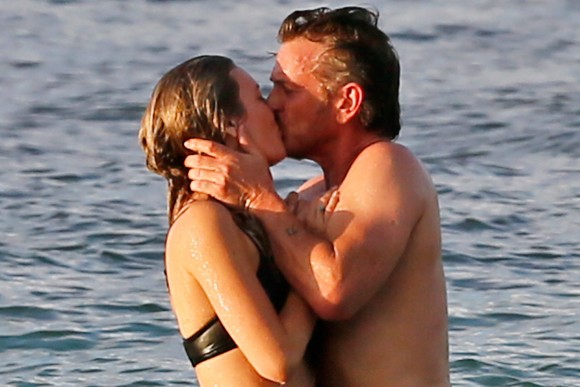 Sean Penn est en couple avec la très jeune Leila George