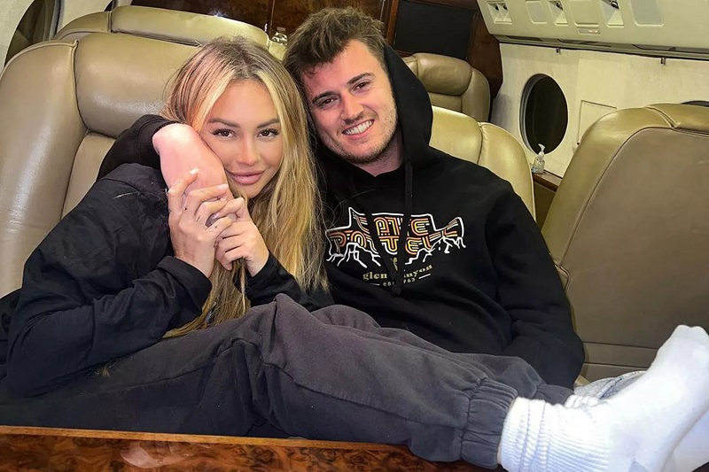 Corinne Olympios et Jerry Morris